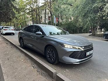 c4 a6: BYD Qin: 2024 г., Гибрид, Седан — 4