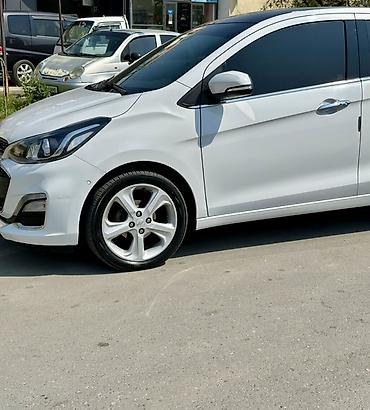 Chevrolet: Chevrolet Spark: 2020 г., 1 л, Вариатор, Бензин, Хэтчбэк — 6