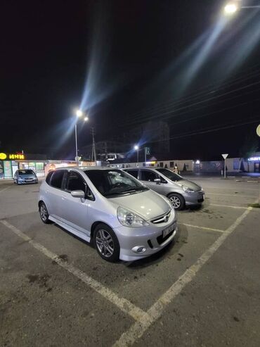 Honda: Honda Jazz: 2008 г., 1.4 л, Вариатор, Бензин, Хэтчбэк