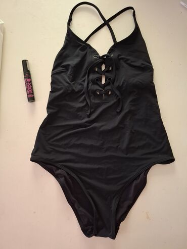 kupaći kostimi lisca 2023: M (EU 38), Microfiber, Single-colored, color - Black