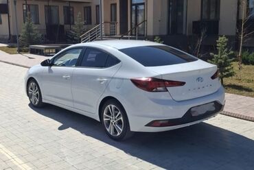 Hyundai: Hyundai Avante: 2019 г., 1.6 л, Автомат, Газ, Седан
