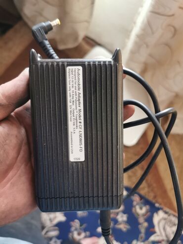 зарядное устройство для аккумуляторов автомобилей: Продаю авто зарядное устройство для ноутбука Panasonic оригинал