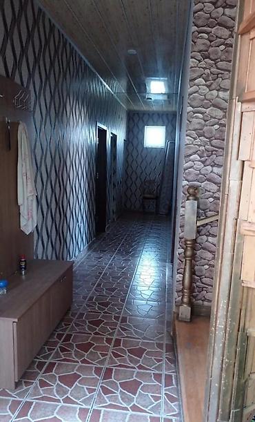 zığda: Zığ qəs. 5 otaqlı, 180 kv. m, Kredit var, Orta təmir — 2