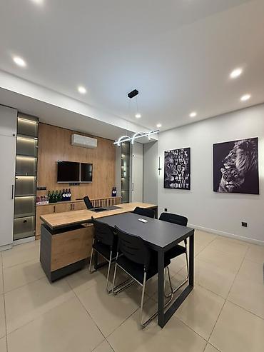 Продажа офисов: Продажа офисов 100 м², С ремонтом, Бизнес центр, 3 этаж — 5