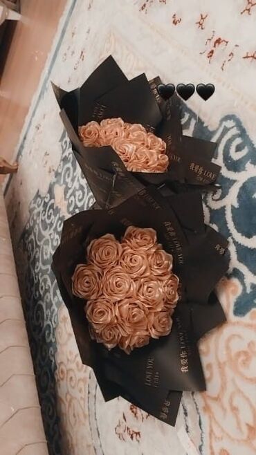 yeddi gözel gülü: Lentadan hazırlanmış gül buketləri - Məhsul: əl işi lent güllərdən