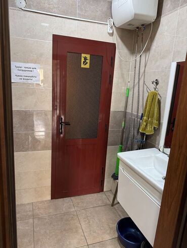 коммерческое помещение аренда: Филормония Сдается готовый цветочный бизнес С оборудованием Своя