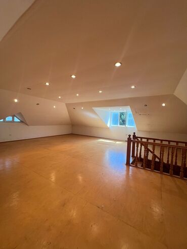 Həyət evləri və villaların satışı: Bakıxanov qəs. 6 otaqlı, 300 kv. m, Kredit yoxdur, Orta təmir — 15