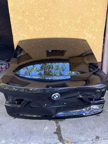 продаю бмв: Продается багажник с оригинальным стеклом на BMW X6 F16 2017г.в С
