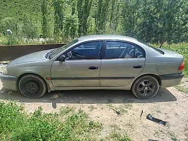 авто ярис: Toyota Avensis: 2002 г., 1.8 л, Механика, Бензин, Седан — 2