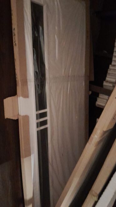 Otaq qapıları: Rusiya istehsalı
qapı modeli 
Zamok
Petlələr
Çərçivələr
Naliçniklər — 19