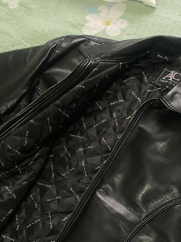 Куртки: Продаю кожаную куртку В идеальном состоянии 🔥 На рост 175-185 Плотный — 4