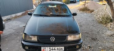 молдинги на пассат: Volkswagen Passat Variant: 1994 г., 1.8 л, Механика, Бензин, Универсал