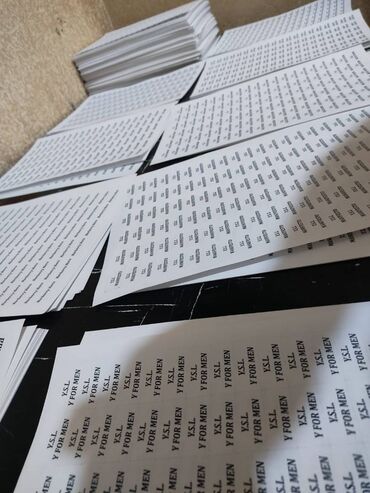 бусы на заказ: Ətirlər üçün etiketlər yapışqanlı Ətir qablarının üzərinə adları vəya
