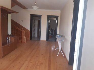 Həyət evləri və villaların satışı: 7 otaqlı, 231 kv. m, Orta təmir — 22