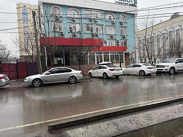 Аренда зданий: Сдается в аренду презентабельное офисное помещение по первой линии ( — 12