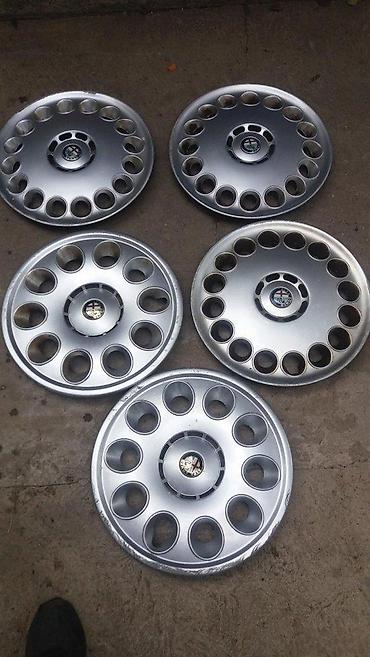 Transport: Alfa Romeo 147 fabricke ratkapne 15 TICE. Cena se odnosi na — 1