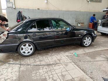 Avtomobil satışı: Mercedes-Benz 200: 1.8 l | 2000 il