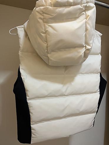 Baletkalar: ZARA jilet 
Bir defe geyilib teze kimidir — 12