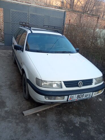 Volkswagen: Volkswagen Passat Variant: 1995 г., 1.8 л, Механика, Бензин, Универсал