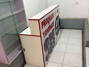İnformatika: İşlənmiş, İşçi üçün, Dördbucaq masa