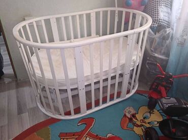 Radiatorlar: Oğlan və qız üçün, İşlənmiş, Beşik, Matras ilə
