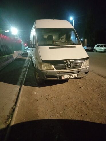 сиденья на sprinter: Mercedes-Benz Спринтер: 2004 г., 2.2 л, Механика, Дизель, Фургон