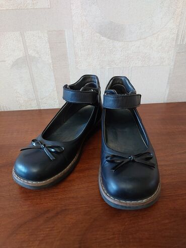 осенний обувь: Туфли 36, цвет - Черный