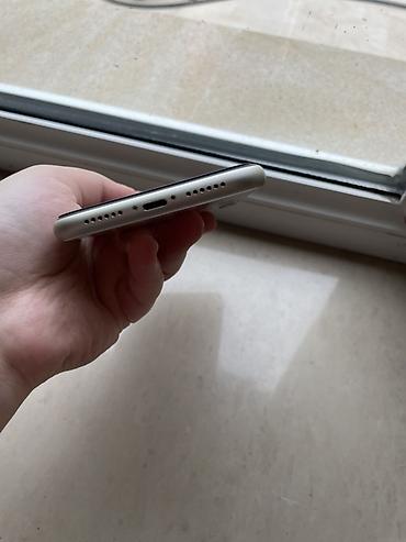 Apple iPhone: IPhone 11, Ağ — 7