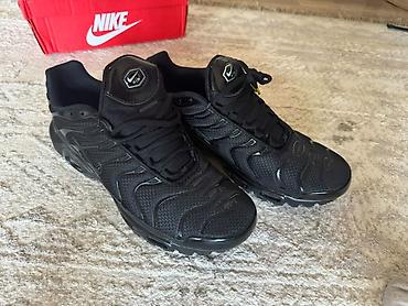 48: Nike Air Max Plus (TN) — мужские кроссовки, полностью чёрный цвет 46 — 2