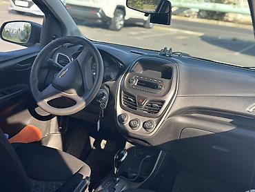 82 2: Chevrolet Spark: 2020 г., 1 л, Автомат, Бензин, Хэтчбэк — 6
