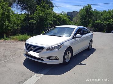 белый hyundai: Hyundai Sonata: 2017 г., 2 л, Типтроник, Газ, Седан