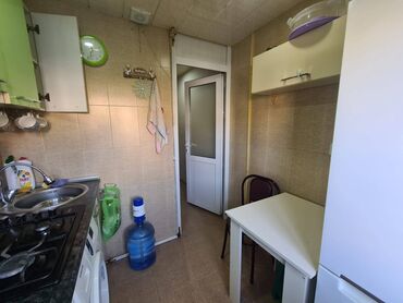 Köhnə tikili: Bakı, 3 otaqlı, Köhnə tikili, m. Qara Qarayev, 72 kv. m — 8