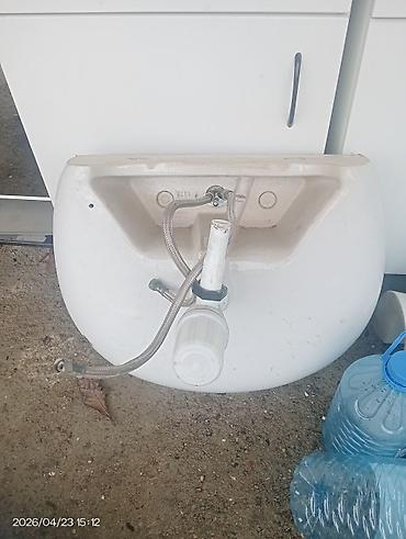 тюлпан: Keyfiyyətli və geniş maldır ölçüsü 62x52 villadan sökmüşəm yeni — 2
