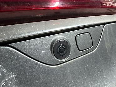 левый: Камера заднего вида HYUNDAI Grandeur IG (2018) - Оригинальная камера — 2