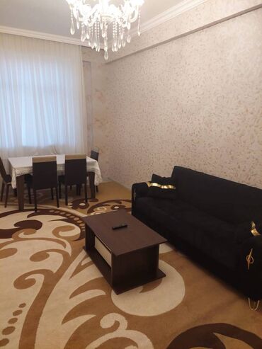 Uzunmüddətli kirayə mənzillər: Nərimanov rayonu, Təbriz küçəsində (keçmiş Çapayev) 4 otaqlı, 97 kv.m