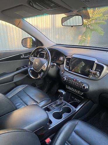 кожаная: Kia Sorento: 2019 г., 2.4 л, Автомат, Бензин, Кроссовер — 4