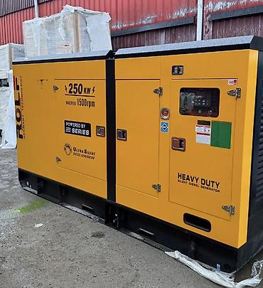 Электроагрегаты: Генератор, Новый, В наличии — 3