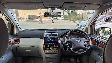 рация для авто: Toyota Ipsum: 2003 г., 2.4 л, Автомат, Бензин, Минивэн — 2