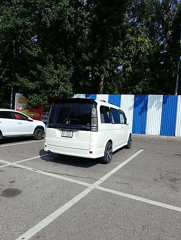 спада туманик: Honda Stepwgn: 2004 г., 2.4 л, Автомат, Бензин, Минивэн — 5