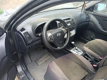 getz 2: Hyundai Elantra: 2010 г., 1.6 л, Автомат, Бензин, Седан — 9