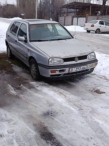 авто ижара: Volkswagen Golf: 1993 г., 1.6 л, Кол менен иштөөчү, Бензин, Хетчбек — 4