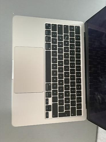 m2 macbook air: İşlənmiş Apple MacBook, 13.5 ", Apple M2, 256 GB, Pulsuz çatdırılma — 1