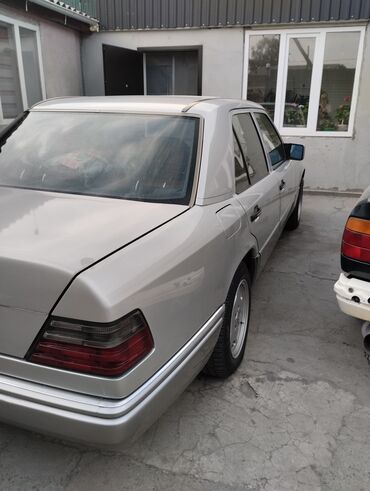 мерс w204: Mercedes-Benz 220: 1994 г., 2.2 л, Автомат, Бензин, Седан