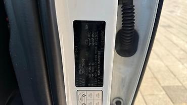 Kia: Kia Niro: 2022 г., 1.6 л, Автомат, Гибрид, Хэтчбэк — 12