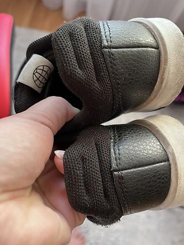 фирменная обувь из италии: Детские кроссовки Adidas ОРИГИНАЛ ПОКУПАЛИ в Дубае (на широкую ногу) — 4