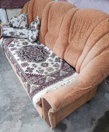 ручная мебель: Mebəllər normal veziyyetdedir cox seliqeli baxilib divan 2kreslo boyuk