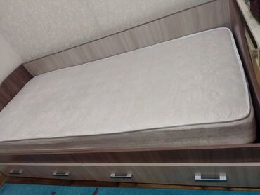 кровать односпальная деревянная: Односпальная Кровать, Б/у