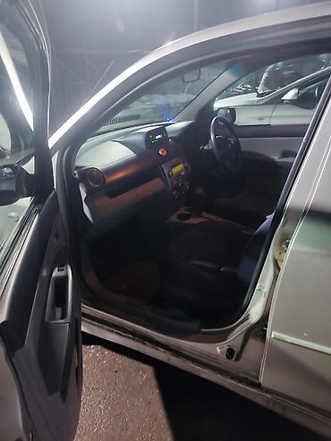 Mazda: Mazda Demio: 2003 г., 1.5 л, Автомат, Бензин — 6