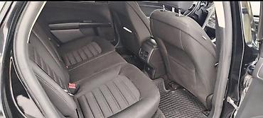 ford focus hatchback: Ford Fusion: 1.5 l | 2018 il 197000 km Sedan — 6