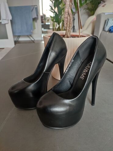 зимная обувь: Туфли 35, цвет - Черный